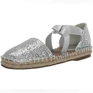 NIB Kenneth Cole REACTION Women's Luna Flat Sandal